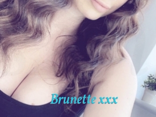 Brunette_xxx